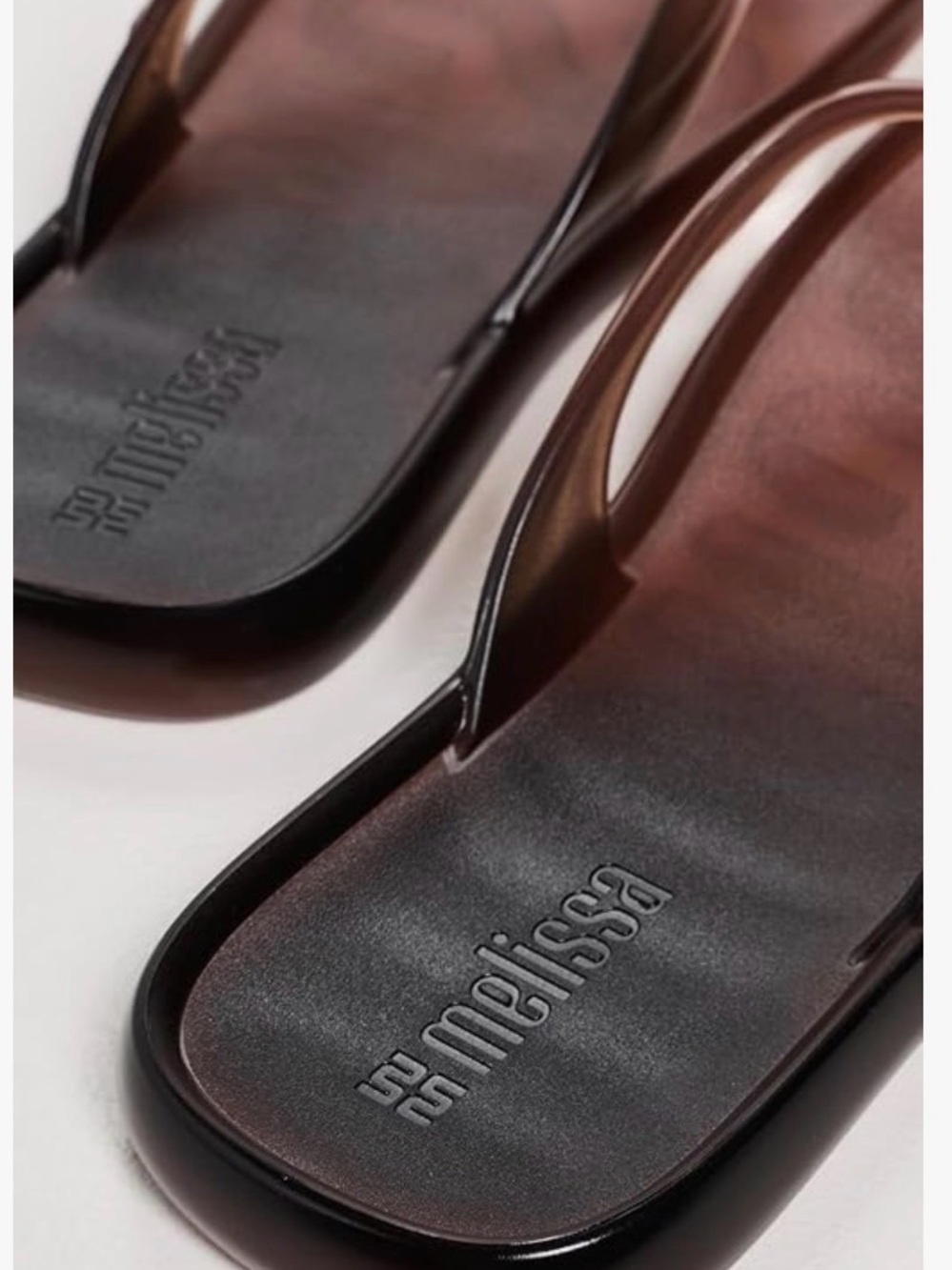 Melissa Jelly Flip Flops - Picture 2 of 3